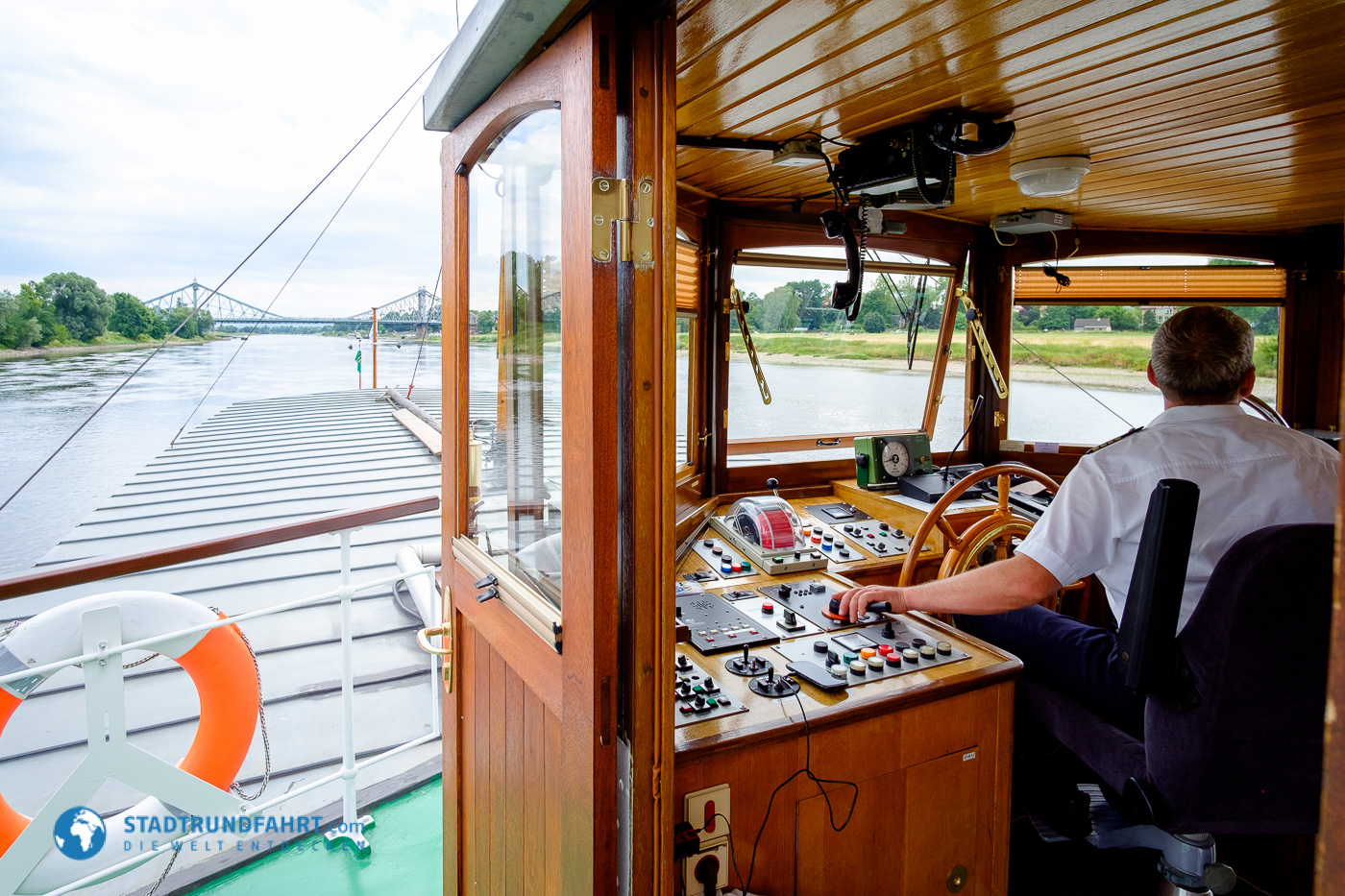 Dresdner Dampfer starten zu den ersten Linienfahrten - DAWO