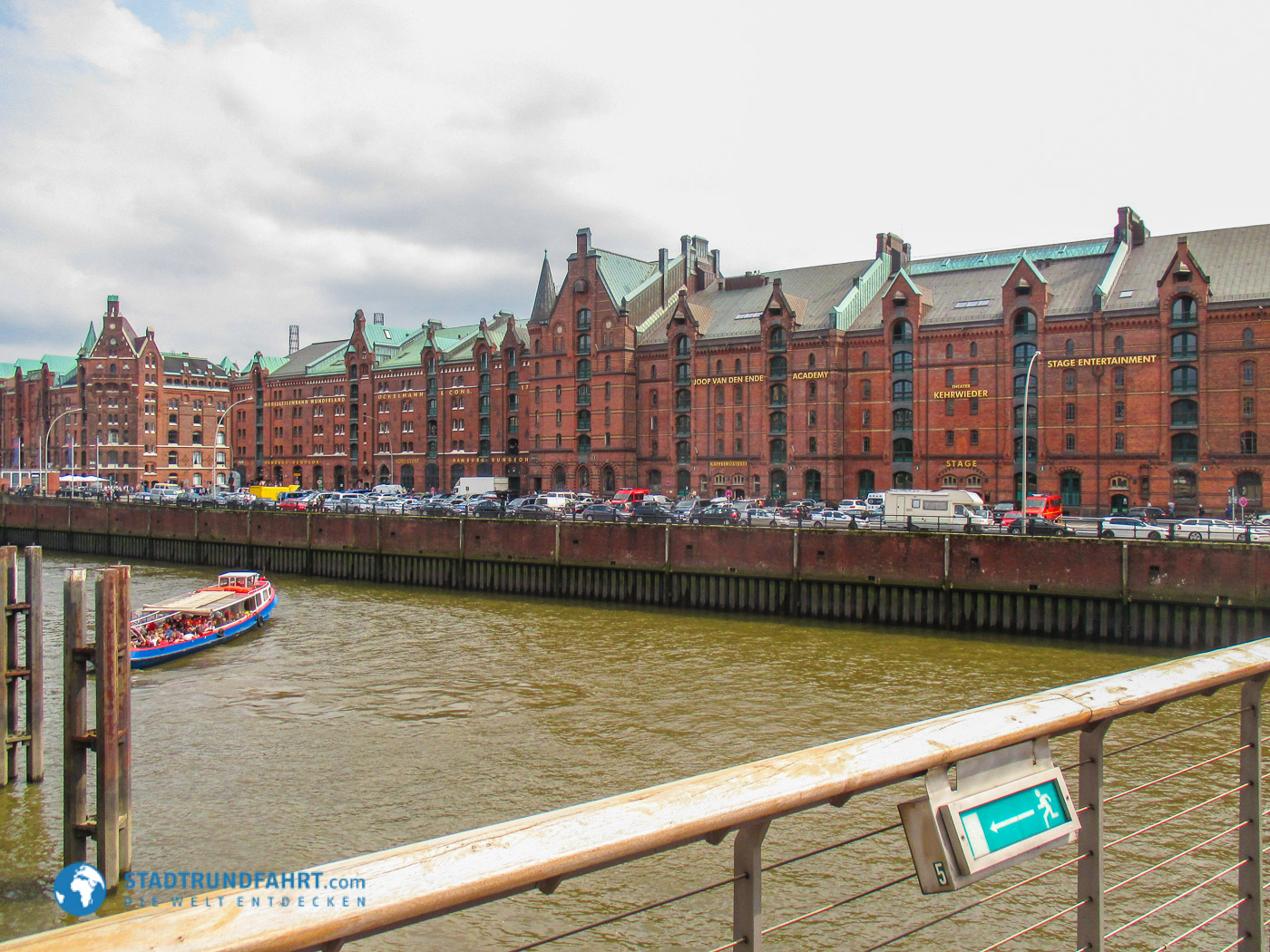 Ein Rundgang durch Speicherstadt und Hafencity in Hamburg