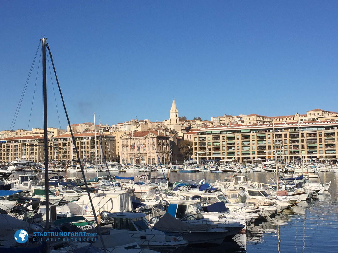 Stadtrundfahrt Marseille - eine Hop On Hop Off Rundfahrt ...