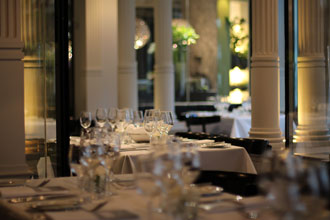 romantisches-ambiente-im-cafe-luitpold