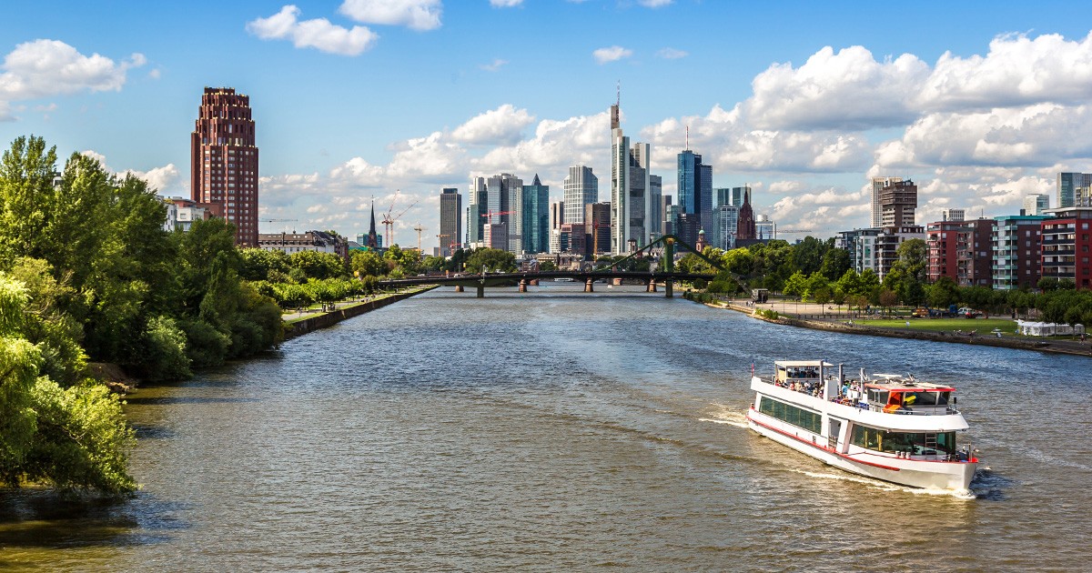 Frankfurt per Schiff - Panoramarundfahrt auf dem Main