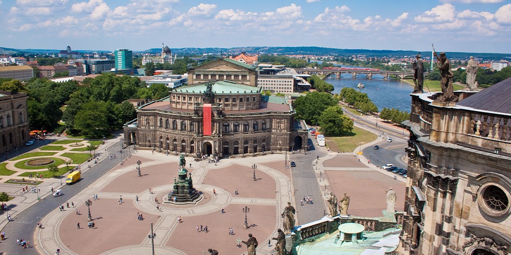 Große Stadtrundfahrt - live moderiert - Bild 3