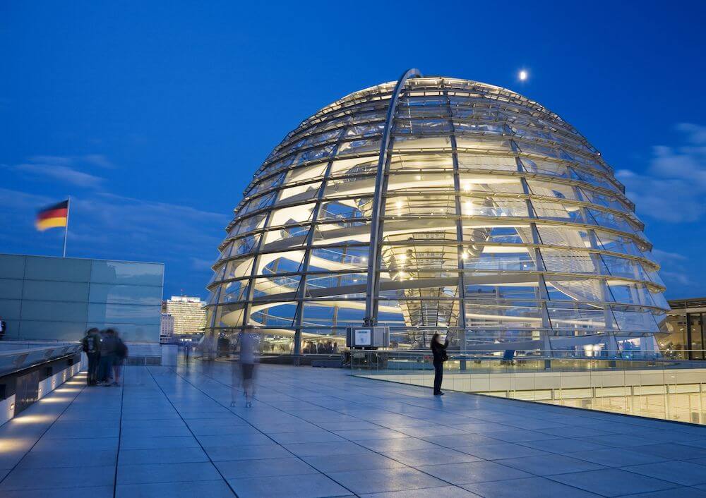 Führung rund um den Reichstag & Parlamentsviertel - Bild 3