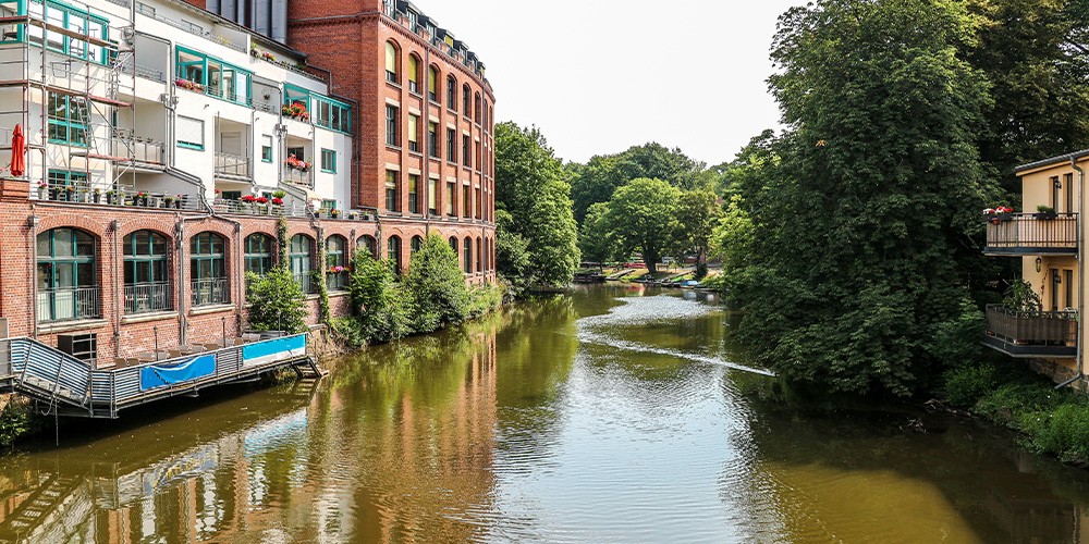 Kanalrundfahrt im Panorama-Boot ab Stadthafen Leipzig - Bild 4