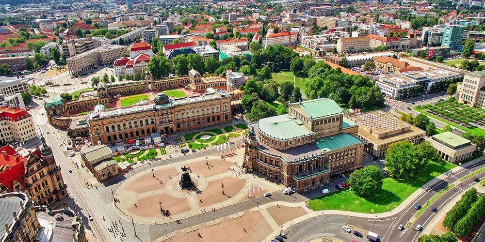 Guided SEMPEROPER + Dayticket Sightseeing Tour - Bild 4