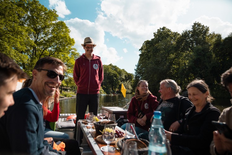 Wasser und Bier - Motorbootfahrt mit Bierverkostung - Bild 3