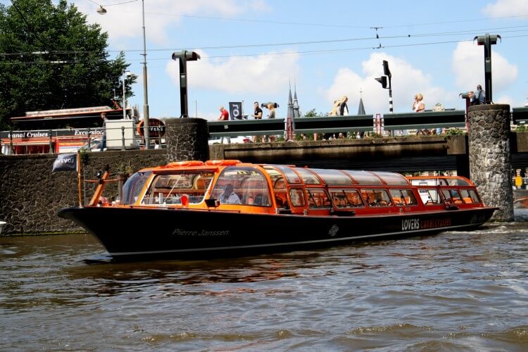 1-stündige Kanalrundfahrt - Grachtenfahrt per Boot durch Amsterdam - Bild 1