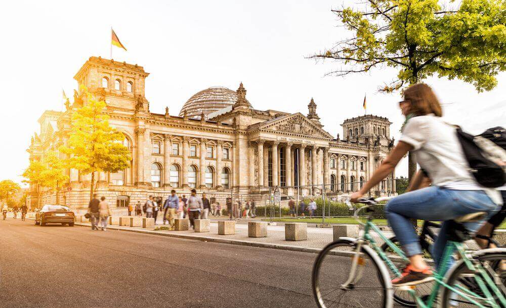 Führung rund um den Reichstag & Parlamentsviertel - Bild 5