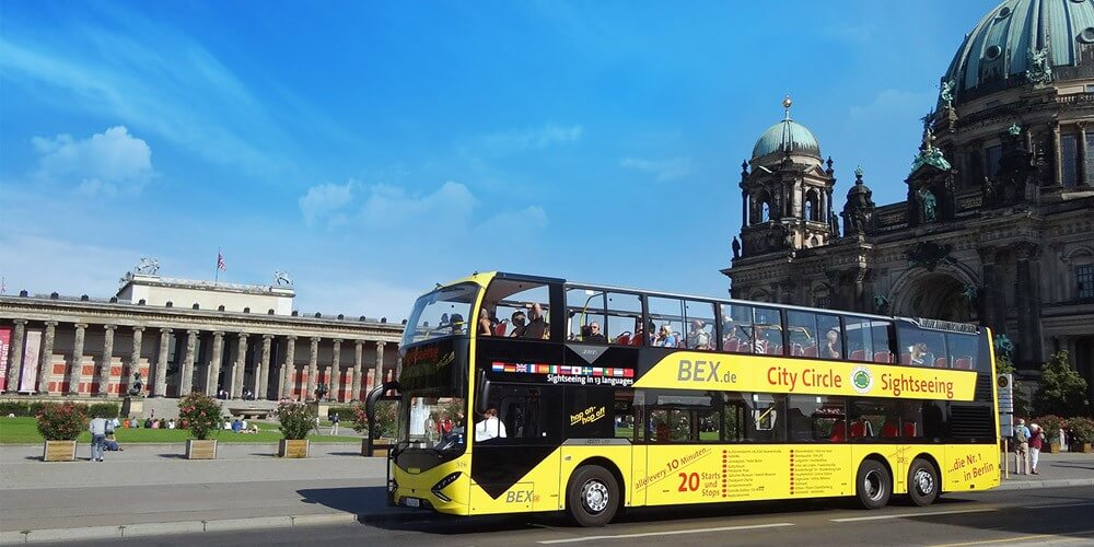 Stadtrundfahrt Berlin mit 18 Haltestellen Tagesticket online kaufen