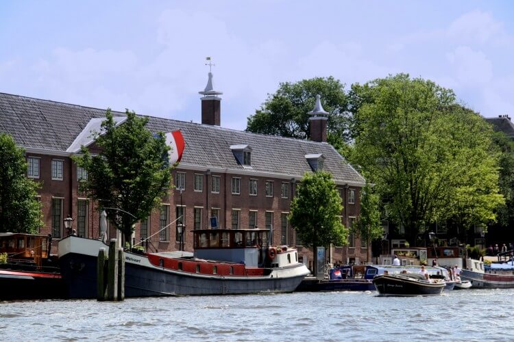 1-stündige Kanalrundfahrt - Grachtenfahrt per Boot durch Amsterdam - Bild 4