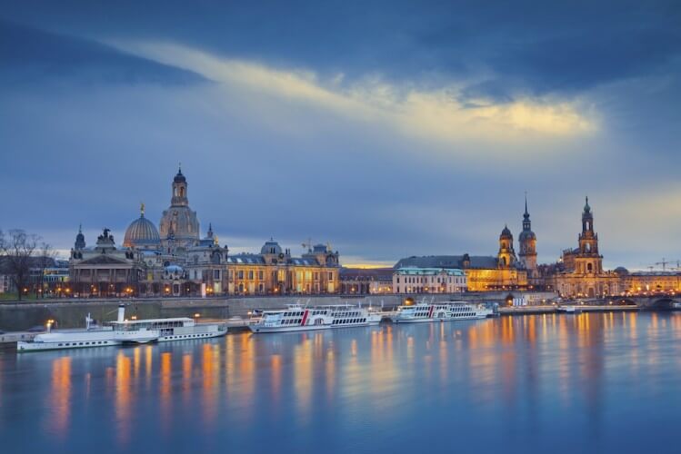 Abendfahrt - Schifffahrt über die Elbe - Bild 3