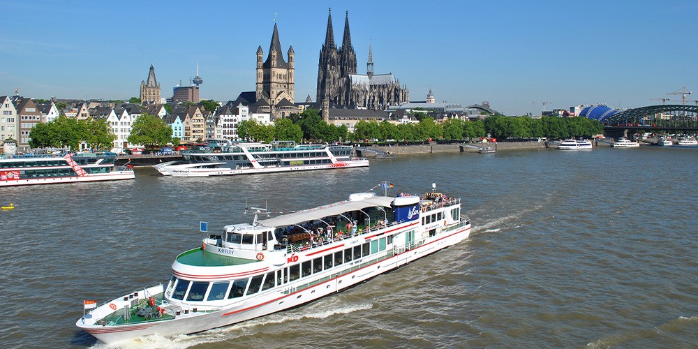 Panoramarundfahrt auf dem Rhein - Bild 1