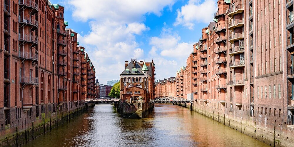 HAFEN-, ALSTER- & STADTRUNDFAHRT - Bild 2