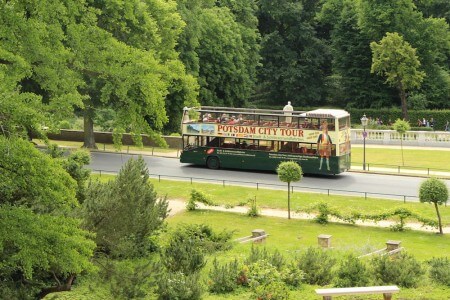 Große Stadtrundfahrt - 15 Haltestellen