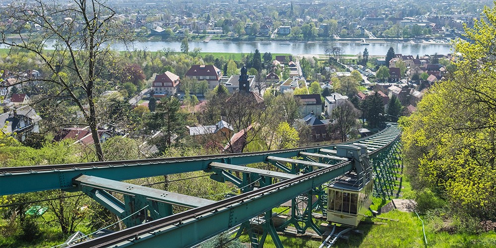 Große Entdeckertour - Schiff, Bus & Bergbahn - Bild 5