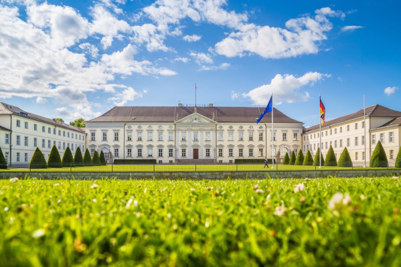 Schloss Bellevue, Bundespräsidialamt