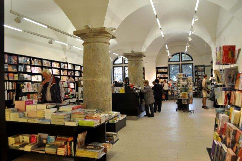 Buchhandlung im Residenzschloss