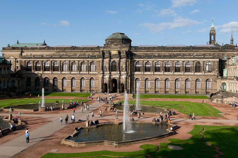 Dresdner Zwinger mit Semperbau
