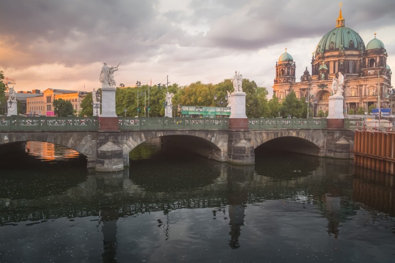 Schlossbrücke