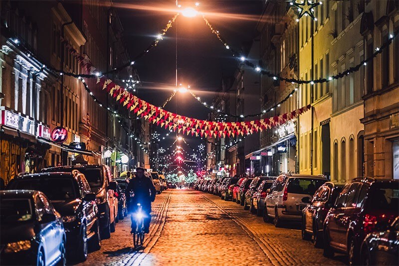 ADVENSTER-Fenstergucken im Advent